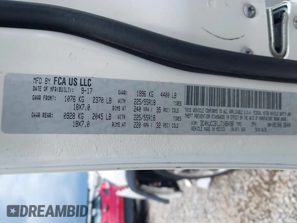 ✅ 2018 Jeep Compass Limited • VIN: 3C4NJCCB1JT188498 • Lot: 42717751. Listed on IAAI with 84,227 mi. Free auction sales archive from the USA and detailed vehicle history report at DreamBid. Image 9.