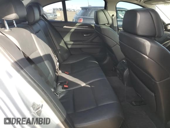 ✅ 2013 BMW 5 Series 528i xDrive • VIN: WBAXH5C56DDW14932 • Лот: 85580985. Опубликован ранее на Copart с пробегом 202 651 миль. Бесплатный доступ к архиву аукционных продаж из США и подробный отчёт об истории автомобиля на DreamBid. Изображение 10.