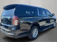 ✅ 2021 Chevrolet Suburban LT • VIN: 1GNSCCKD2MR303016 • Lot: 57201425. Listed on Copart with 244,286 mi. Free auction sales archive from the USA and detailed vehicle history report at DreamBid. Image 4.