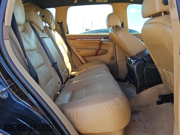 ✅ 2009 Porsche Cayenne • VIN: WP1AA29P79LA05798 • Лот: 89716545. Опубликован ранее на Copart с пробегом 138 215 миль. Бесплатный доступ к архиву аукционных продаж из США и подробный отчёт об истории автомобиля на DreamBid. Изображение 10.