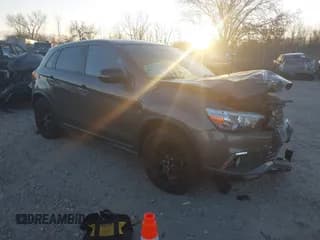 ✅ 2017 Mitsubishi Outlander ES • VIN: JA4AR3AU5HZ069359 • Lot: 43673288. Wystawiony na IAAI z przebiegiem 138 528 mil. Bezpłatny archiwum sprzedaży aukcyjnych z USA i szczegółowy raport historii pojazdu na DreamBid. Zdjęcie 1.