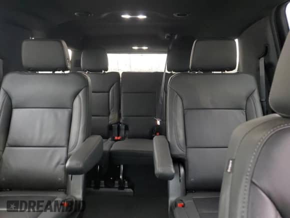 2024 Chevrolet Suburban LT z VIN 1GNSKCKD4RR116483, wystawiony jako Copart lot #91834185 z przebiegiem 59 712 mil mil oraz Szkoda całkowita • Salvage title. Historia ofert i sprzedaży dostępna na DreamBid. Obrazek 10.