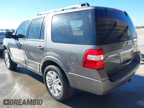 ✅ 2013 Ford Expedition Limited • VIN: 1FMJU1K55DEF63878 • Лот: 41643137. Опубликован ранее на IAAI с пробегом 209 686 миль. Бесплатный доступ к архиву аукционных продаж из США и подробный отчёт об истории автомобиля на DreamBid. Изображение 3.