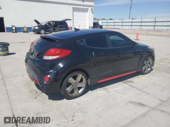 2015 Hyundai Veloster Turbo R-Spec with VIN KMHTC6AE0FU236310, listed as a Copart auction lot 58290675 with 97,216 mi miles and Salvage title. Bid and sale history available at DreamBid. Image 3.