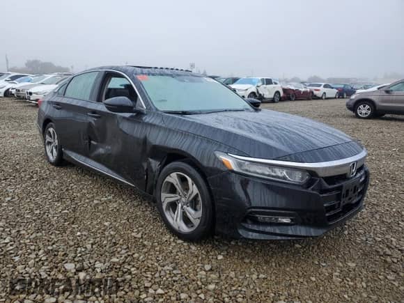 2018 Honda Accord EX-L z VIN 1HGCV1F57JA100293, wystawiony jako Copart lot #82453115 z przebiegiem 112 176 mil mil oraz Szkoda całkowita • Salvage title. Historia ofert i sprzedaży dostępna na DreamBid. Obrazek 4.