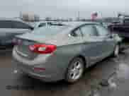 ✅ 2017 Chevrolet Cruze LT • VIN: 1G1BE5SM2H7144538 • Lot: 36235193. Wystawiony na Copart z przebiegiem 64 455 mil mil. Skorzystaj z bezpłatnego archiwum sprzedaży aukcyjnych z USA i zobacz szczegółowy raport historii pojazdu na DreamBid. Zdjęcie 3.