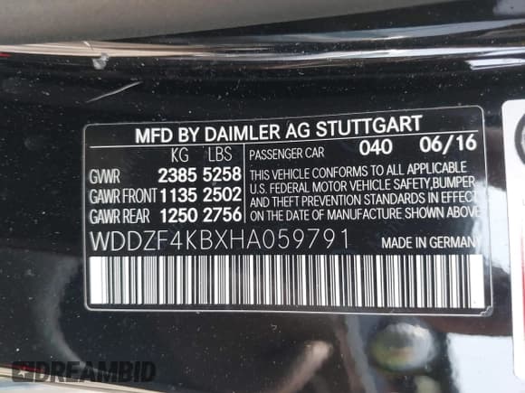 ✅ 2017 Mercedes-Benz E 300 Luxury • VIN: WDDZF4KBXHA059791 • Lot: 42458651. Listed on IAAI with 111,984 mi. Free auction sales archive from the USA and detailed vehicle history report at DreamBid. Image 9.