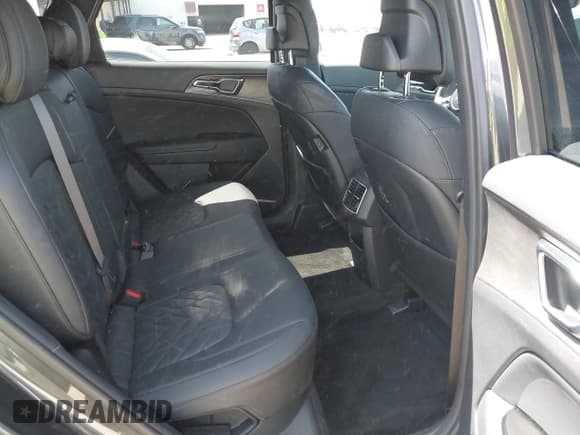 ✅ 2023 Kia Sportage X-Line • VIN: KNDPYDAH8P7109360 • Lot: 42086478. Listed on IAAI with 5,971 mi. Free auction sales archive from the USA and detailed vehicle history report at DreamBid. Image 8.