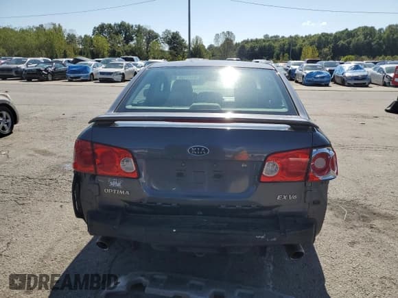 ✅ 2007 Kia Optima EX • VIN: KNAGE124675144927 • Lot: 84413335. Wystawiony na Copart z przebiegiem 150 823 mil. Bezpłatny archiwum sprzedaży aukcyjnych z USA i szczegółowy raport historii pojazdu na DreamBid. Zdjęcie 6.