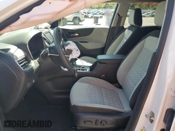 ✅ 2024 Chevrolet Equinox LS • VIN: 3GNAXSEG9RL261197 • Lot: 80348855. Wystawiony na Copart z przebiegiem 19 357 mil. Bezpłatny archiwum sprzedaży aukcyjnych z USA i szczegółowy raport historii pojazdu na DreamBid. Zdjęcie 7.