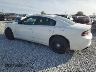 ✅ 2017 Dodge Charger Police • VIN: 2C3CDXKT0HH564096 • Lot: 84932215. Wystawiony na Copart z przebiegiem 104 243 mil. Bezpłatny archiwum sprzedaży aukcyjnych z USA i szczegółowy raport historii pojazdu na DreamBid. Zdjęcie 2.