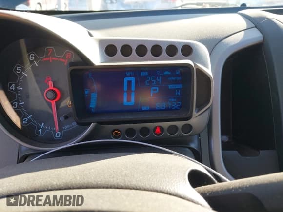 ✅ 2014 Chevrolet Sonic LS • VIN: 1G1JA5SH0E4214903 • Lot: 43633449. Listed on IAAI with 68,732 mi. Free auction sales archive from the USA and detailed vehicle history report at DreamBid. Image 7.