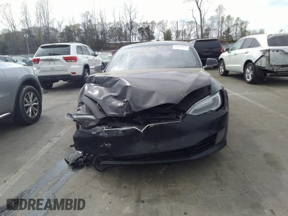 ✅ 2017 Tesla Model S 60 • VIN: 5YJSA1E13HF197109 • Lot: 41926033. Listed on IAAI with 150,463 mi. Free auction sales archive from the USA and detailed vehicle history report at DreamBid. Image 12.