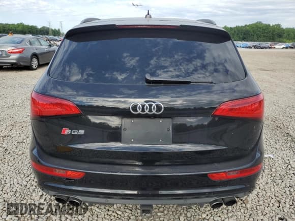 ✅ 2016 Audi SQ5 Premium Plus • VIN: WA1CCAFP2GA055594 • Lot: 58053955. Listed on Copart with 139,175 mi. Free auction sales archive from the USA and detailed vehicle history report at DreamBid. Image 6.