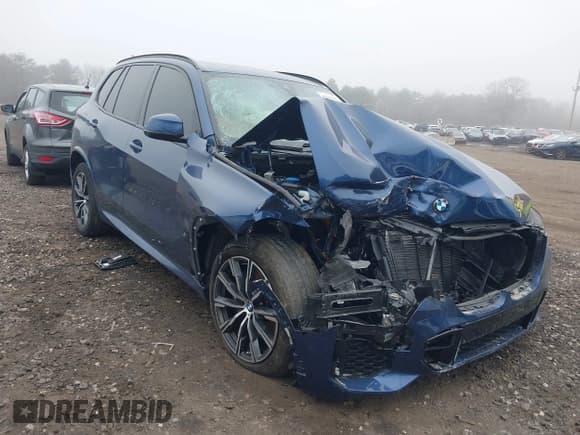 ✅ 2023 BMW X5 xDrive40i • VIN: 5UXCR6C08P9N95511 • Lot: 41901359. Listed on IAAI with 55,662 mi. Free auction sales archive from the USA and detailed vehicle history report at DreamBid. Image 6.