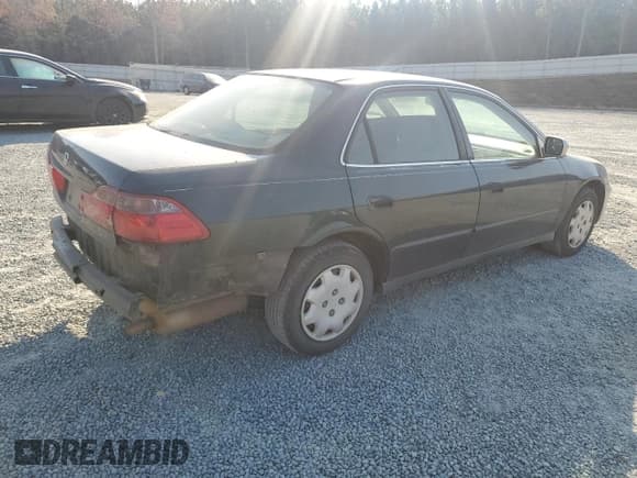 ✅ 1999 Honda Accord LX • VIN: 1HGCG5642XA123384 • Лот: 93649105. Опубликован ранее на Copart с пробегом 361 335 миль. Бесплатный доступ к архиву аукционных продаж из США и подробный отчёт об истории автомобиля на DreamBid. Изображение 3.