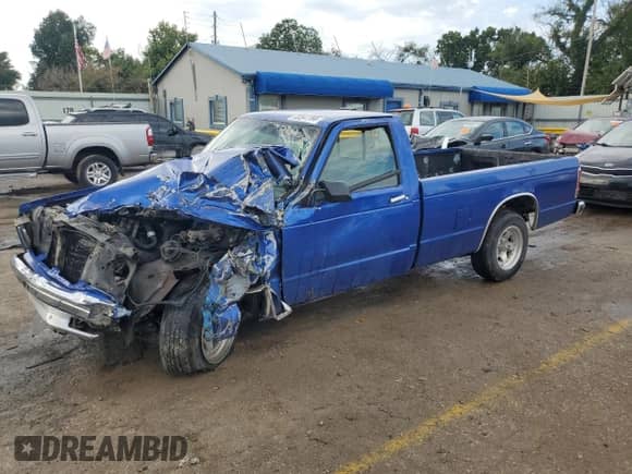 1988 Chevrolet S-10 X96 с VIN 1GCCS14Z3J8214845, выставлен на аукционе Copart как лот 72247704 с пробегом 179 905 миль миль и На запчасти • Non repairable. История ставок и продаж доступна на DreamBid. Изображение 1.