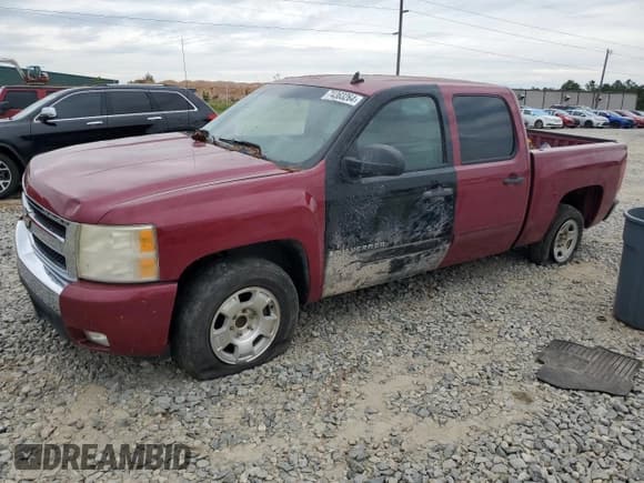 ✅ 2007 Chevrolet Silverado 1500 1LT • VIN: 2GCEC13JX71536797 • Lot: 74363264. Listed on Copart with 230,081 mi. Free auction sales archive from the USA and detailed vehicle history report at DreamBid. Image 1.