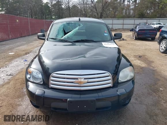 ✅ 2011 Chevrolet HHR LS • VIN: 3GNBAAFW3BS650063 • Lot: 41323795. Listed on IAAI with 99,329 mi. Free auction sales archive from the USA and detailed vehicle history report at DreamBid. Image 13.