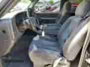 ✅ 2006 Chevrolet Silverado 1500 LT1 • VIN: 2GCEC13T361219279 • Lot: 61096704. Wystawiony na Copart z przebiegiem 239 615 mil mil. Skorzystaj z bezpłatnego archiwum sprzedaży aukcyjnych z USA i zobacz szczegółowy raport historii pojazdu na DreamBid. Zdjęcie 7.