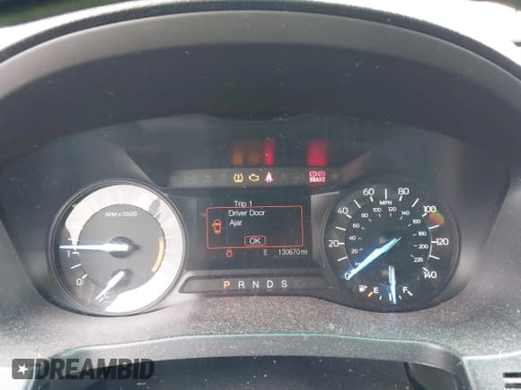 ✅ 2016 Ford Explorer • VIN: 1FM5K7BHXGGA72557 • Lot: 42160265. Listed on IAAI with 130,670 mi. Free auction sales archive from the USA and detailed vehicle history report at DreamBid. Image 7.