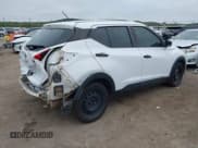 ✅ 2020 Nissan Kicks S • VIN: 3N1CP5BV5LL532207 • Lot: 43391921. Listed on IAAI with 88,095 mi. Free auction sales archive from the USA and detailed vehicle history report at DreamBid. Image 4.