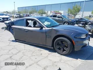 ✅ 2016 Dodge Charger SE • VIN: 2C3CDXBG2GH180550 • Lot: 42730625. Wystawiony na IAAI z przebiegiem Nie podano. Bezpłatny archiwum sprzedaży aukcyjnych z USA i szczegółowy raport historii pojazdu na DreamBid. Zdjęcie 1.