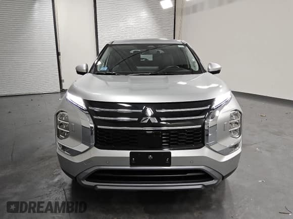 ✅ 2025 Mitsubishi Outlander SE • VIN: JA4J4VA87SZ046993 • Лот: 91880835. Опубликован ранее на Copart с пробегом 1 506 миль. Бесплатный доступ к архиву аукционных продаж из США и подробный отчёт об истории автомобиля на DreamBid. Изображение 5.