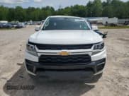 ✅ 2021 Chevrolet Colorado 2WD LT • VIN: 1GCGSCEN1M1132019 • Lot: 56186425. Wystawiony na Copart z przebiegiem 90 238 mil. Bezpłatny archiwum sprzedaży aukcyjnych z USA i szczegółowy raport historii pojazdu na DreamBid. Zdjęcie 5.