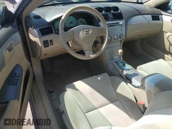 ✅ 2004 Toyota Solara SE • VIN: 4T1CA38P64U018946 • Lot: 71001555. Listed on Copart with 154,503 mi. Free auction sales archive from the USA and detailed vehicle history report at DreamBid. Image 8.