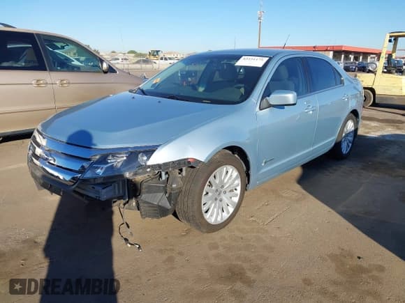 ✅ 2010 Ford Fusion Hybrid • VIN: 3FADP0L31AR304769 • Lot: 43531175. Wystawiony na IAAI z przebiegiem 144 360 mil. Bezpłatny archiwum sprzedaży aukcyjnych z USA i szczegółowy raport historii pojazdu na DreamBid. Zdjęcie 17.