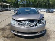 ✅ 2012 Buick LaCrosse Leather • VIN: 1G4GC5ER7CF239598 • Lot: 71901795. Wystawiony na Copart z przebiegiem 120 235 mil. Bezpłatny archiwum sprzedaży aukcyjnych z USA i szczegółowy raport historii pojazdu na DreamBid. Zdjęcie 5.