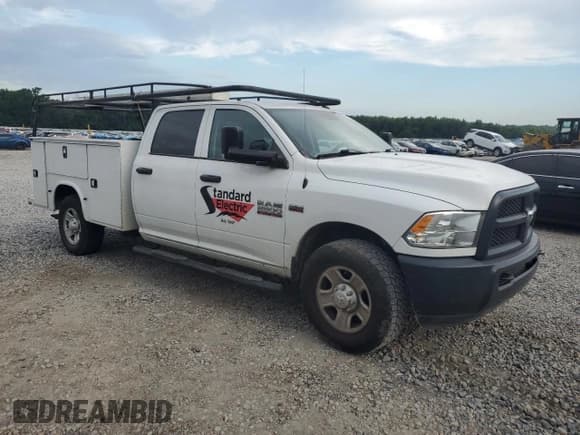 ✅ 2016 Ram 2500 • VIN: 3C7WR4HT9GG333053 • Lot: 62493945. Wystawiony na Copart z przebiegiem 135 180 mil. Bezpłatny archiwum sprzedaży aukcyjnych z USA i szczegółowy raport historii pojazdu na DreamBid. Zdjęcie 4.