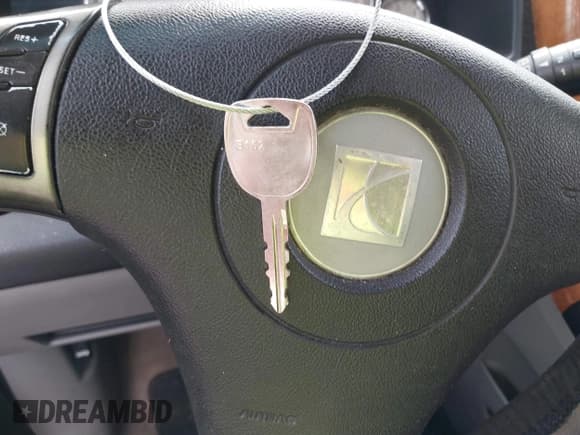 ✅ 2006 Saturn VUE • VIN: 5GZCZ534X6S863334 • Lot: 41691652. Wystawiony na IAAI z przebiegiem 148 431 mil. Bezpłatny archiwum sprzedaży aukcyjnych z USA i szczegółowy raport historii pojazdu na DreamBid. Zdjęcie 11.