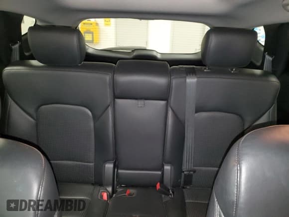 ✅ 2014 Hyundai Santa Fe • VIN: 5XYZUDLB2EG133473 • Lot: 85086115. Listed on Copart with 160,258 mi. Free auction sales archive from the USA and detailed vehicle history report at DreamBid. Image 10.