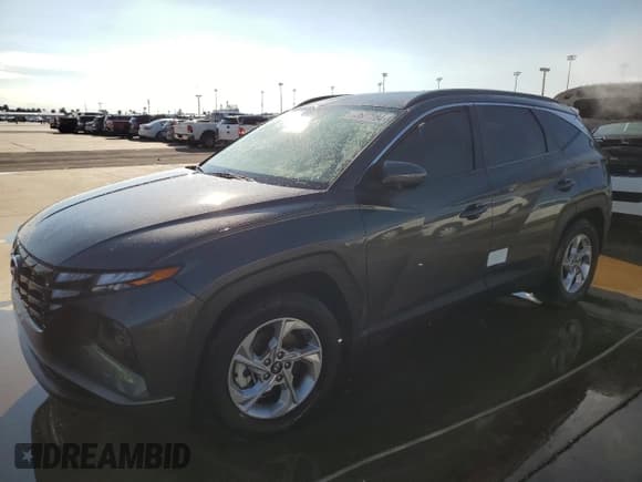 ✅ 2022 Hyundai Tucson SEL • VIN: 5NMJB3AE1NH002261 • Lot: 73687084. Wystawiony na Copart z przebiegiem 36 300 mil. Bezpłatny archiwum sprzedaży aukcyjnych z USA i szczegółowy raport historii pojazdu na DreamBid. Zdjęcie 1.