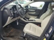 ✅ 2021 Volvo XC40 Inscription • VIN: YV4162UL5M2513142 • Lot: 85301295. Listed on Copart with 34,666 mi. Free auction sales archive from the USA and detailed vehicle history report at DreamBid. Image 7.