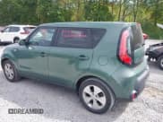 ✅ 2014 Kia Soul • VIN: KNDJN2A2XE7043938 • Lot: 43240473. Wystawiony na IAAI z przebiegiem 87 237 mil. Bezpłatny archiwum sprzedaży aukcyjnych z USA i szczegółowy raport historii pojazdu na DreamBid. Zdjęcie 3.