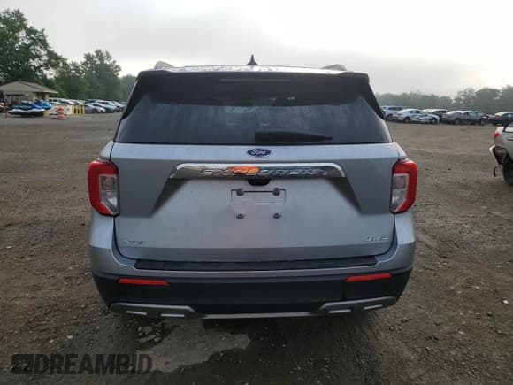 ✅ 2023 Ford Explorer XLT • VIN: 1FMSK8DH5PGA58099 • Lot: 68969955. Wystawiony na Copart z przebiegiem 75 036 mil. Bezpłatny archiwum sprzedaży aukcyjnych z USA i szczegółowy raport historii pojazdu na DreamBid. Zdjęcie 6.
