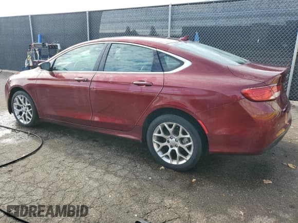 ✅ 2015 Chrysler 200 C • VIN: 1C3CCCEG0FN624330 • Lot: 92374185. Wystawiony na Copart z przebiegiem 164 456 mil. Bezpłatny archiwum sprzedaży aukcyjnych z USA i szczegółowy raport historii pojazdu na DreamBid. Zdjęcie 2.