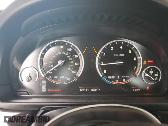 ✅ 2016 BMW 5 Series 528i • VIN: WBA5A5C57GD529632 • Lot: 55484945. Wystawiony na Copart z przebiegiem 112 151 mil. Bezpłatny archiwum sprzedaży aukcyjnych z USA i szczegółowy raport historii pojazdu na DreamBid. Zdjęcie 9.