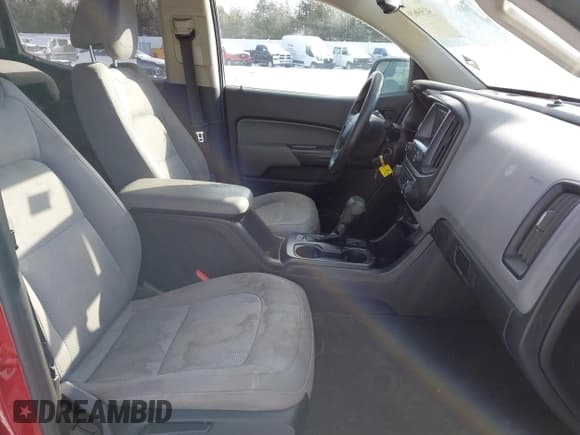 ✅ 2016 Chevrolet Colorado 2WD WT • VIN: 1GCGSBEA9G1120809 • Lot: 41569619. Listed on IAAI with 215,684 mi. Free auction sales archive from the USA and detailed vehicle history report at DreamBid. Image 5.