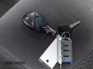 ✅ 2006 Chevrolet Silverado 2500HD LT3 • VIN: 1GCHK23U96F135779 • Lot: 43832475. Wystawiony na IAAI z przebiegiem Nie podano. Bezpłatny archiwum sprzedaży aukcyjnych z USA i szczegółowy raport historii pojazdu na DreamBid. Zdjęcie 11.