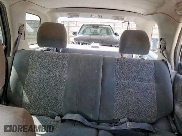 ✅ 2002 Isuzu Rodeo S • VIN: 4S2CK58W624329038 • Lot: 70956975. Wystawiony na Copart z przebiegiem 163 117 mil. Bezpłatny archiwum sprzedaży aukcyjnych z USA i szczegółowy raport historii pojazdu na DreamBid. Zdjęcie 10.