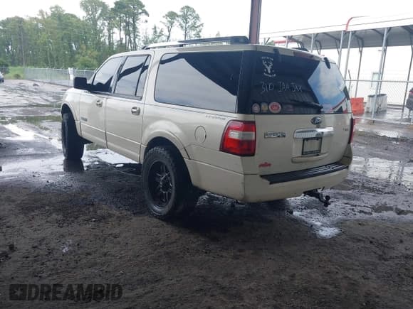 ✅ 2008 Ford Expedition Max Limited • VIN: 1FMFK19528LA21849 • Lot: 42674778. Wystawiony na IAAI z przebiegiem 290 891 mil. Bezpłatny archiwum sprzedaży aukcyjnych z USA i szczegółowy raport historii pojazdu na DreamBid. Zdjęcie 3.