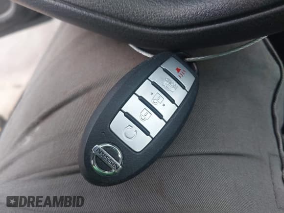 ✅ 2019 Nissan Altima S • VIN: 1N4BL4BV5KN303383 • Лот: 43035607. Опубликован ранее на IAAI с пробегом 122 309 миль. Бесплатный доступ к архиву аукционных продаж из США и подробный отчёт об истории автомобиля на DreamBid. Изображение 11.