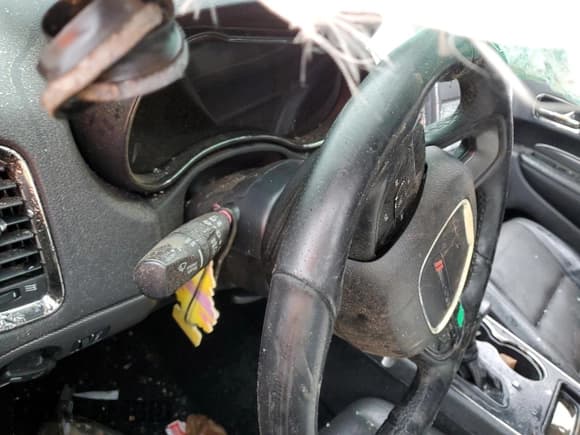 ✅ 2019 Dodge Durango GT Plus • VIN: 1C4RDHDG9KC650626 • Lot: 90403375. Wystawiony na Copart z przebiegiem Nie podano. Bezpłatny archiwum sprzedaży aukcyjnych z USA i szczegółowy raport historii pojazdu na DreamBid. Zdjęcie 9.