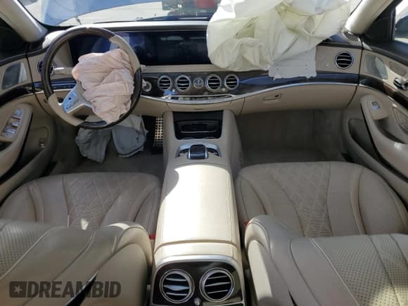 ✅ 2020 Mercedes-Benz S 560 • VIN: WDDUG8DB3LA502612 • Лот: 88217025. Опубликован ранее на Copart с пробегом 139 914 миль. Бесплатный доступ к архиву аукционных продаж из США и подробный отчёт об истории автомобиля на DreamBid. Изображение 8.