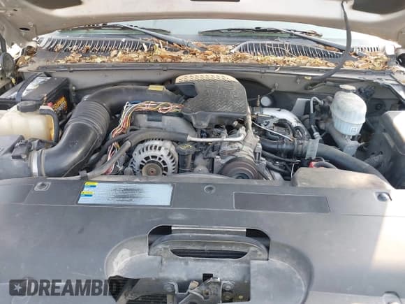 ✅ 2004 Chevrolet Silverado 2500HD LS • VIN: 1GCHC23284F216989 • Lot: 42315974. Listed on IAAI with 249,245 mi. Free auction sales archive from the USA and detailed vehicle history report at DreamBid. Image 10.