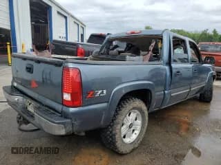 ✅ 2006 Chevrolet Silverado 1500 LT1 • VIN: 2GCEK13ZX61274934 • Лот: 59779114. Опубликован ранее на Copart с пробегом 276 211 миль. Бесплатный доступ к архиву аукционных продаж из США и подробный отчёт об истории автомобиля на DreamBid. Изображение 3.
